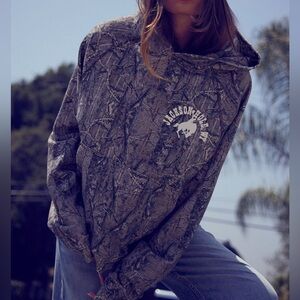 Diamond Cross Ranch Buckin Hoodie Sagebrush Camo Unisex Cotton Medium